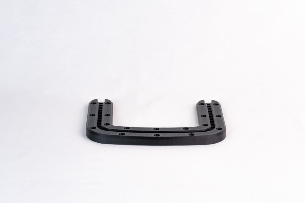 11 LX570 dash mount – top-down detail