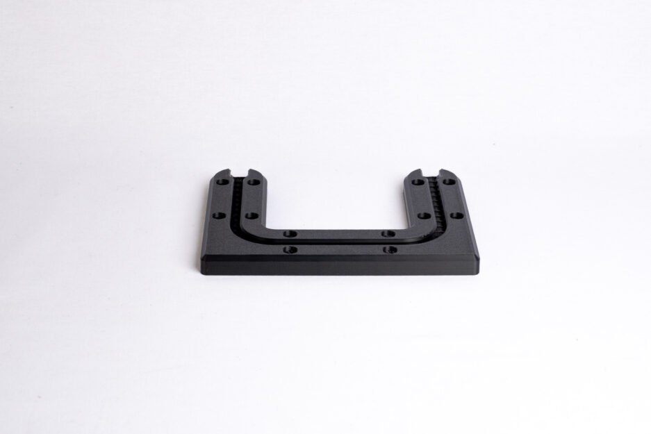 Best toyota tundra phone mount & dash mount setup 9 Toyota Tundra Dash Mount – OEM-Style Accessory Rail (2014–2021)