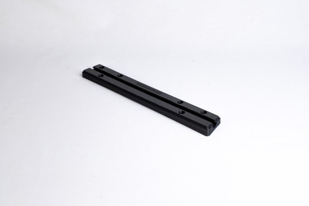 9 Subaru Outback Dash Mount – OEM-Style Accessory Rail (2020–2025)