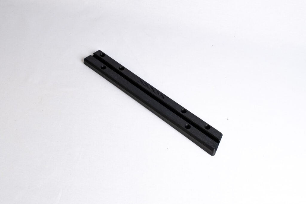 15 Subaru Outback Dash Mount – OEM-Style Accessory Rail (2020–2025)
