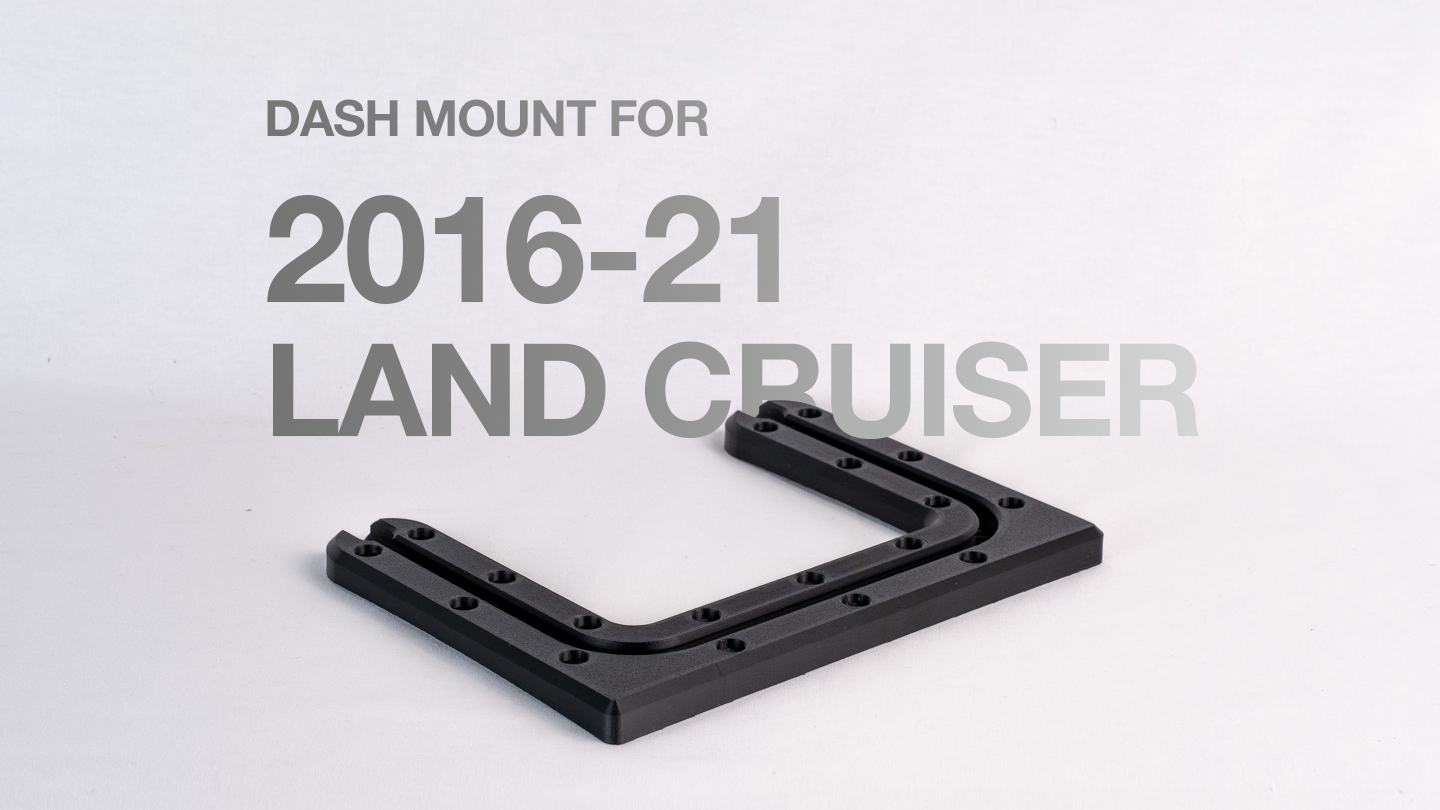 Toyota land cruiser (200 series) phone mount guide 5 Toyota LC200 dash mount – front installed view